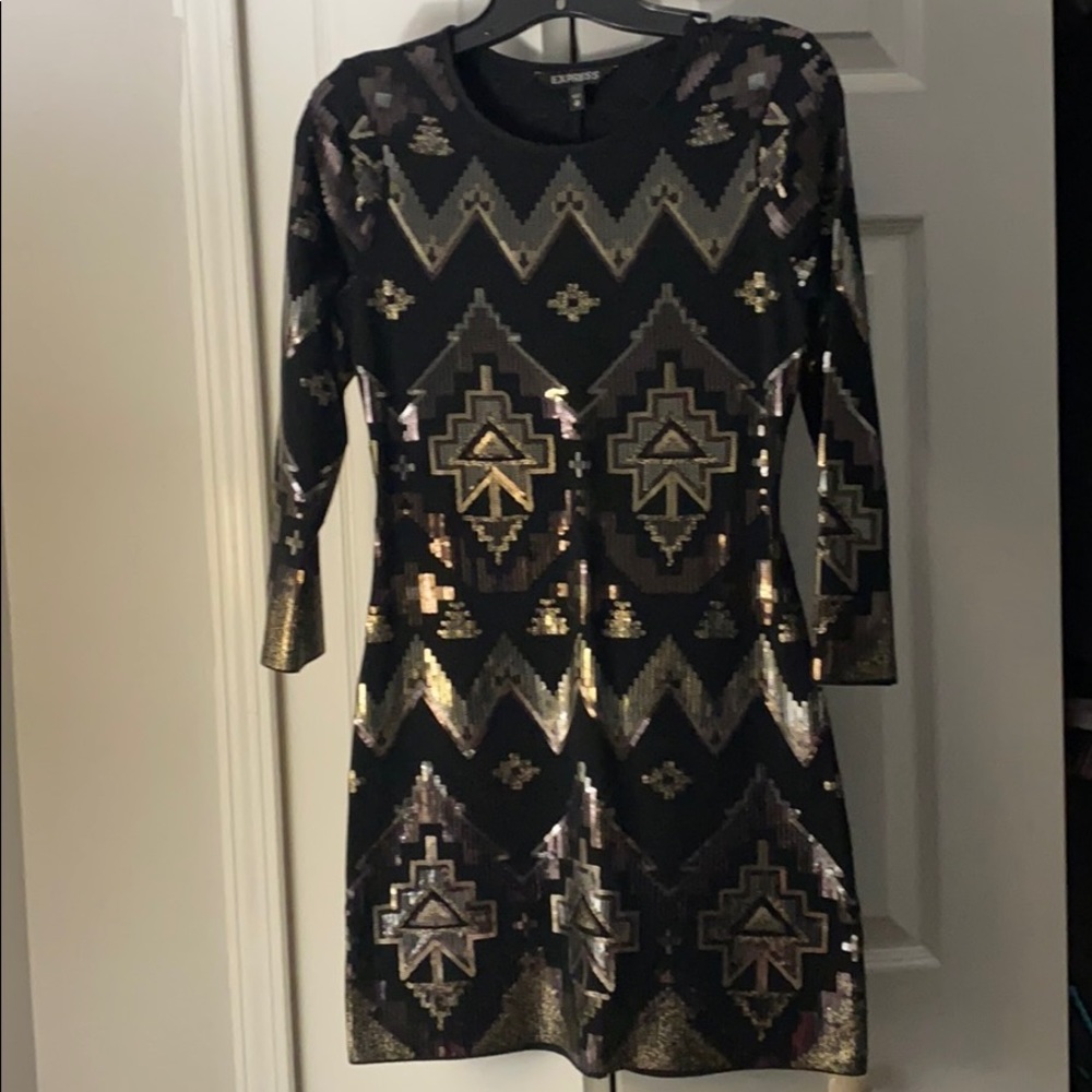 3/4 length sleeve mini dress
